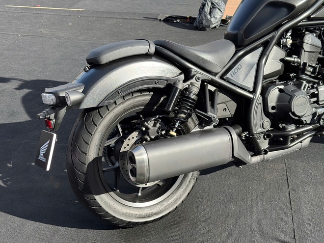 Honda ra mắt 3 xe máy mới: Winner R 'lột xác', ADV350 lần đầu xuất hiện, Rebel 1100 nâng cấp mới- Ảnh 28. Honda ra mắt 3 xe máy mới: Winner R 'lột xác', ADV350 lần đầu xuất hiện, Rebel 1100 nâng cấp mới- Ảnh 28.