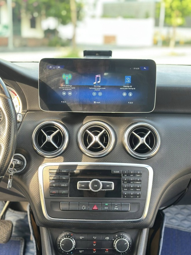 Rao Mercedes-Benz A-Class ngang ngửa Hyundai Grand i10, người bán chia sẻ: Hơn 400 triệu đồng lấy được xe Đức luôn- Ảnh 8. Rao Mercedes-Benz A-Class ngang ngửa Hyundai Grand i10, người bán chia sẻ: Hơn 400 triệu đồng lấy được xe Đức luôn- Ảnh 8.