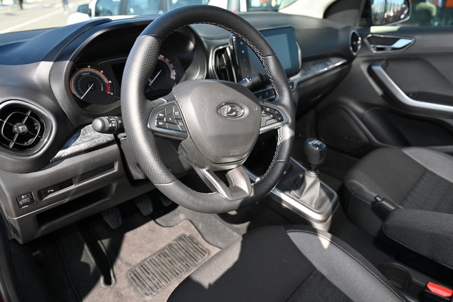 Lada Iskra - Sedan Nga dễ thế chỗ Granta đang có ở Việt Nam với thiết kế nịnh mắt hơn, giá quy đổi từ 400 triệu đồng, cạnh tranh Vios, Slavia- Ảnh 7. Lada Iskra - Sedan Nga dễ thế chỗ Granta đang có ở Việt Nam với thiết kế nịnh mắt hơn, giá quy đổi từ 400 triệu đồng, cạnh tranh Vios, Slavia- Ảnh 7.