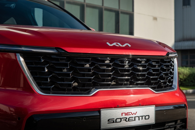 Đánh giá Kia Sorento 2025: Vẫn có động cơ dầu, treo ‘ngon’, thêm tính năng ADAS đấu Santa Fe- Ảnh 17. Đánh giá Kia Sorento 2025: Vẫn có động cơ dầu, treo ‘ngon’, thêm tính năng ADAS đấu Santa Fe- Ảnh 17.