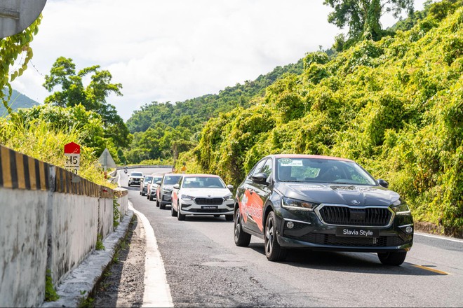 Cầm lái Skoda Slavia hơn 1.000km để tìm lời đáp cho câu hỏi ‘Sedan đô thị xuyên Việt thế nào, có thoải mái không’- Ảnh 5.