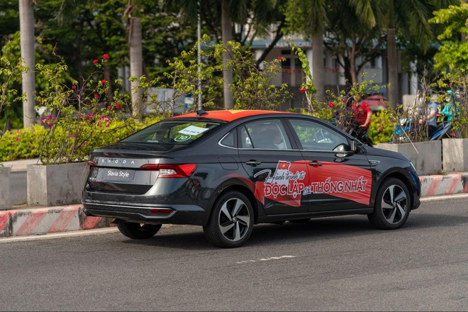 Cầm lái Skoda Slavia hơn 1.000km để tìm lời đáp cho câu hỏi ‘Sedan đô thị xuyên Việt thế nào, có thoải mái không’- Ảnh 12.