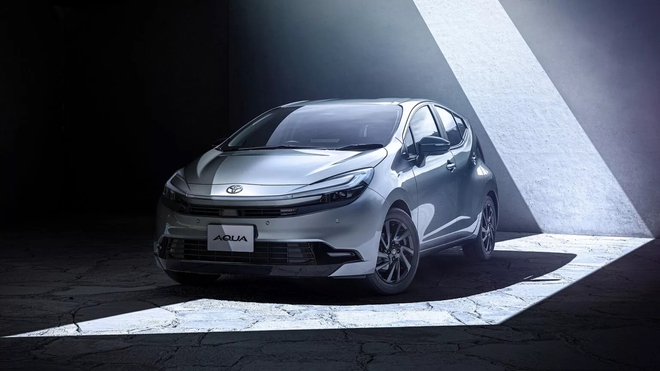 Đây có thể là Toyota Corolla Cross thế hệ mới: Lớn hơn, thiết kế 'đầu búa', thừa hưởng công nghệ và động cơ trên RAV4- Ảnh 3. Đây có thể là Toyota Corolla Cross thế hệ mới: Lớn hơn, thiết kế 'đầu búa', thừa hưởng công nghệ và động cơ trên RAV4- Ảnh 3.