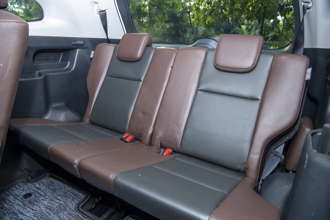 Bán GX 470 đổi Innova Cross HEV xuyên Việt 6.000km cùng 3 thế hệ, người dùng chia sẻ: ‘Bố 82 tuổi, mẹ đau chân vẫn ngồi thoải mái’- Ảnh 13. Bán GX 470 đổi Innova Cross HEV xuyên Việt 6.000km cùng 3 thế hệ, người dùng chia sẻ: ‘Bố 82 tuổi, mẹ đau chân vẫn ngồi thoải mái’- Ảnh 13.