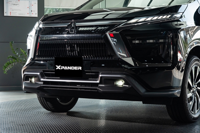 Soi kỹ từng khác biệt của Mitsubishi Xpander 2025 vừa ra mắt: Giá cao nhất 699 triệu, đã có 6 túi khí, màn hình điện tử- Ảnh 5. Soi kỹ từng khác biệt của Mitsubishi Xpander 2025 vừa ra mắt: Giá cao nhất 699 triệu, đã có 6 túi khí, màn hình điện tử- Ảnh 5.