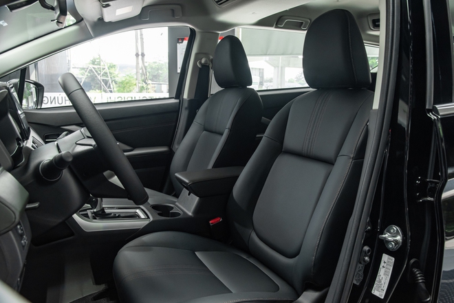 Soi kỹ từng khác biệt của Mitsubishi Xpander 2025 vừa ra mắt: Giá cao nhất 699 triệu, đã có 6 túi khí, màn hình điện tử- Ảnh 20. Soi kỹ từng khác biệt của Mitsubishi Xpander 2025 vừa ra mắt: Giá cao nhất 699 triệu, đã có 6 túi khí, màn hình điện tử- Ảnh 20.