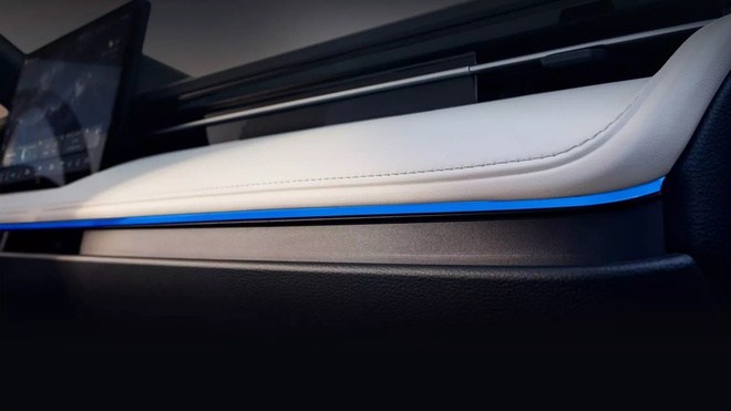 Toyota Corolla Cross 2026 ra mắt sát Việt Nam với tên gọi khác: Có điểm như xe điện, màn hình khủng, động cơ hybrid mạnh hơn- Ảnh 16.