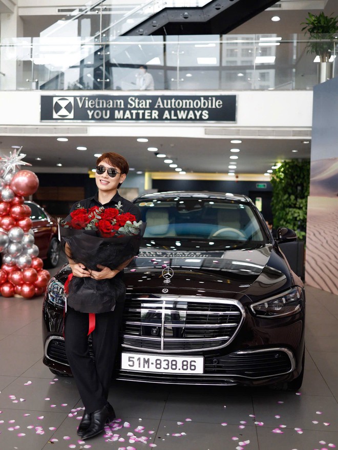 Ca sĩ Trúc Nhân tậu Mercedes-Benz S 450L trước thềm biểu diễn tại BCA 2025, nhập hội cùng Bích Phương, Hoà Minzy- Ảnh 3. Ca sĩ Trúc Nhân tậu Mercedes-Benz S 450L trước thềm biểu diễn tại BCA 2025, nhập hội cùng Bích Phương, Hoà Minzy- Ảnh 3.