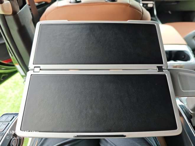 Soi chi tiết Kia Thacoroyal tại Việt Nam: Phát triển từ Carnival, khoang sau dạng thương gia, màn hình 21 inch, giá khó mà rẻ- Ảnh 12.