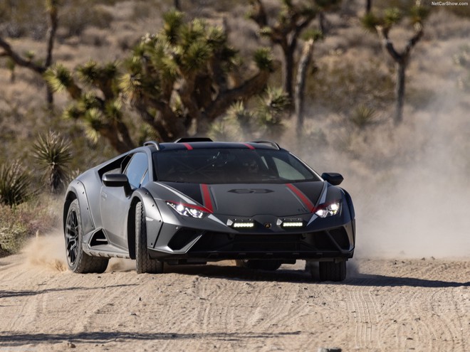 Lamborghini Huracan bản gầm cao xuất hiện tại Huế: Khoảng sáng gầm gần bằng Tucson, dễ 'băm bổ' ổ gà tại Việt Nam- Ảnh 10. Lamborghini Huracan bản gầm cao xuất hiện tại Huế: Khoảng sáng gầm gần bằng Tucson, dễ 'băm bổ' ổ gà tại Việt Nam- Ảnh 10.