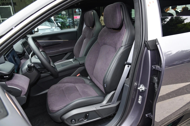 Lynk & Co 08 chốt ra mắt Việt Nam tháng sau: Giá đồn đoán 1,5 tỷ đồng, 2 bản, đầy xăng dư sức chạy Hà Nội - Nha Trang- Ảnh 9. Lynk & Co 08 chốt ra mắt Việt Nam tháng sau: Giá đồn đoán 1,5 tỷ đồng, 2 bản, đầy xăng dư sức chạy Hà Nội - Nha Trang- Ảnh 9.