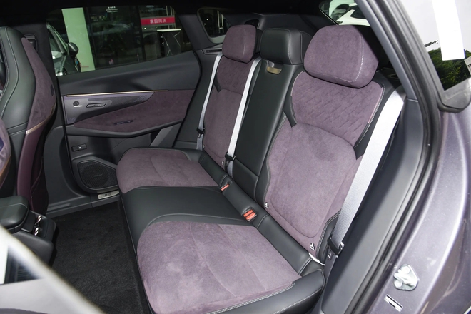 Lynk & Co 08 chốt ra mắt Việt Nam tháng sau: Giá đồn đoán 1,5 tỷ đồng, 2 bản, đầy xăng dư sức chạy Hà Nội - Nha Trang- Ảnh 10. Lynk & Co 08 chốt ra mắt Việt Nam tháng sau: Giá đồn đoán 1,5 tỷ đồng, 2 bản, đầy xăng dư sức chạy Hà Nội - Nha Trang- Ảnh 10.