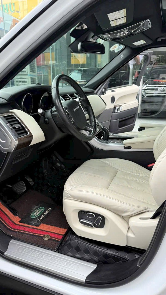 Cầm hơn 1,2 tỷ đồng, bạn có thể mua chiếc Range Rover này thay vì Honda CR-V hybrid để hiểu xe sang Anh quốc là như thế nào- Ảnh 6.