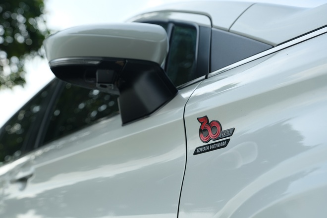 Toyota Việt Nam chơi lớn dịp 30 năm: Ra mắt Vios, Veloz Cross, Yaris Cross bản đặc biệt, giới hạn 1.000 chiếc, giá không đổi- Ảnh 3. Toyota Việt Nam chơi lớn dịp 30 năm: Ra mắt Vios, Veloz Cross, Yaris Cross bản đặc biệt, giới hạn 1.000 chiếc, giá không đổi- Ảnh 3.