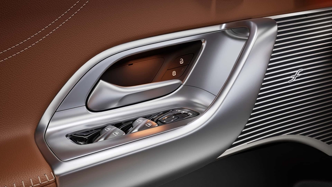 Mercedes-Benz GLC đời mới có ảnh nội thất cực ‘wow’: Màn hình siêu khổng lồ phủ kín táp lô tích hợp 1.000 bóng LED- Ảnh 4.