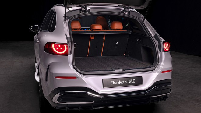 Mercedes-Benz GLC EV 2026 ra mắt: Trần sao, ghế rung theo nhạc, chạy 700 km/sạc, màn lớn chưa từng có- Ảnh 15. Mercedes-Benz GLC EV 2026 ra mắt: Trần sao, ghế rung theo nhạc, chạy 700 km/sạc, màn lớn chưa từng có- Ảnh 15.