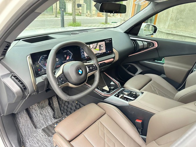 BMW X3 2025 đầu tiên lên sàn xe cũ: Người mua có thể tiết kiệm khoảng 400 triệu đồng mà không sợ lỗi thời- Ảnh 9. BMW X3 2025 đầu tiên lên sàn xe cũ: Người mua có thể tiết kiệm khoảng 400 triệu đồng mà không sợ lỗi thời- Ảnh 9.