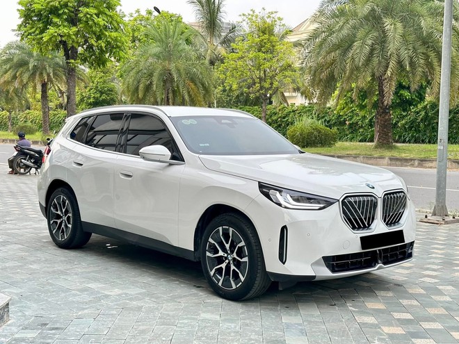 BMW X3 2025 đầu tiên lên sàn xe cũ: Người mua có thể tiết kiệm khoảng 400 triệu đồng mà không sợ lỗi thời- Ảnh 7. BMW X3 2025 đầu tiên lên sàn xe cũ: Người mua có thể tiết kiệm khoảng 400 triệu đồng mà không sợ lỗi thời- Ảnh 7.
