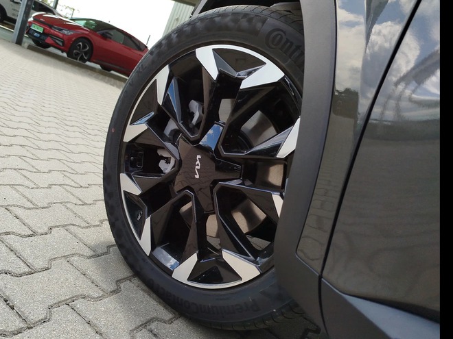 Kia Sorento 2025 lộ diện tại Việt Nam: Dự kiến ra mắt ngay tháng này, 4 phiên bản, thêm nhiều ‘option’, có chi tiết như Carnival- Ảnh 7. Kia Sorento 2025 lộ diện tại Việt Nam: Dự kiến ra mắt ngay tháng này, 4 phiên bản, thêm nhiều ‘option’, có chi tiết như Carnival- Ảnh 7.