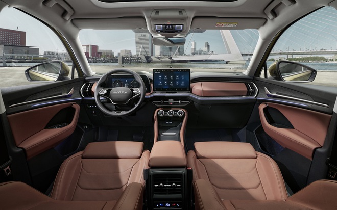 Skoda Kodiaq có giá mới tại Việt Nam: Cao nhất gần 1,5 tỷ đồng, bản 'base' vẫn giảm 81 triệu lăn bánh cạnh tranh Santa Fe, Everest- Ảnh 7. Skoda Kodiaq có giá mới tại Việt Nam: Cao nhất gần 1,5 tỷ đồng, bản 'base' vẫn giảm 81 triệu lăn bánh cạnh tranh Santa Fe, Everest- Ảnh 7.