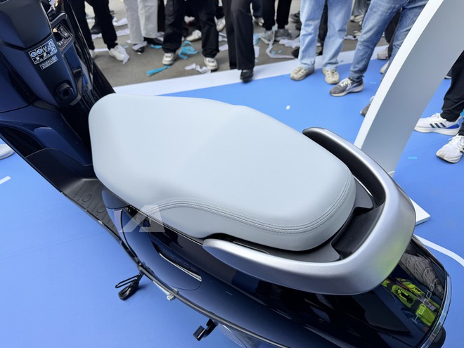 Honda UC3 ra mắt Việt Nam: Pin LFP đi 120km, m&agrave;n h&igrave;nh TFT như xe ph&acirc;n khối lớn, gi&aacute; dự kiến trăm triệu nhưng c&oacute; thể 'mềm' hơn khi c&oacute; điều n&agrave;y- Ảnh 13.