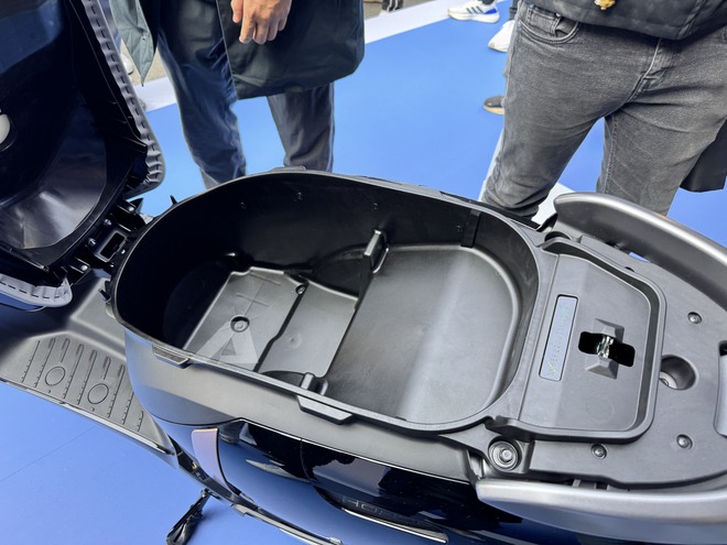 Honda UC3 ra mắt Việt Nam: Pin LFP đi 120km, m&agrave;n h&igrave;nh TFT như xe ph&acirc;n khối lớn, gi&aacute; dự kiến trăm triệu nhưng c&oacute; thể 'mềm' hơn khi c&oacute; điều n&agrave;y- Ảnh 14.