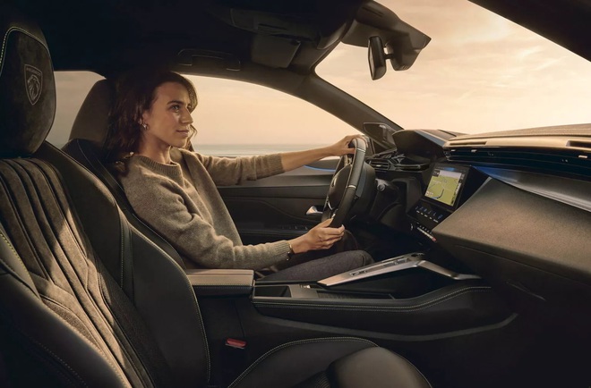 Peugeot 408 n&acirc;ng cấp lớn: Bỏ &lsquo;nanh sư tử&rsquo; thay LED mới như Skoda, bản hybrid tiết kiệm chỉ 5L/100km m&agrave; về Việt Nam th&igrave; &lsquo;hot&rsquo;- Ảnh 8.