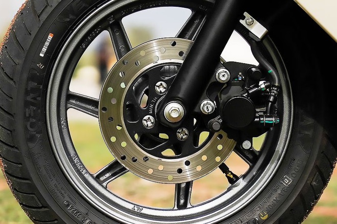 Suzuki e-Access - Xe máy điện giá quy đổi 55 triệu đồng, chạy 95 km/sạc liệu có về Việt Nam?- Ảnh 5. Suzuki e-Access - Xe máy điện giá quy đổi 55 triệu đồng, chạy 95 km/sạc liệu có về Việt Nam?- Ảnh 5.