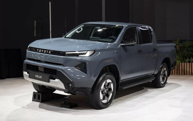 Toyota Hilux bản điện được bán thêm ở các thị trường khó tính, nếu về Việt Nam chỉ hợp ‘đi kiểng’ với thông số thế này- Ảnh 3. Toyota Hilux bản điện được bán thêm ở các thị trường khó tính, nếu về Việt Nam chỉ hợp ‘đi kiểng’ với thông số thế này- Ảnh 3.