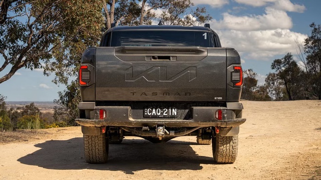 Kia Tasman được THACO Auto đưa về Việt Nam: Là bản off-road 'đỉnh' nhất đấu Raptor, dự kiến ngày ra mắt không còn xa- Ảnh 6. Kia Tasman được THACO Auto đưa về Việt Nam: Là bản off-road 'đỉnh' nhất đấu Raptor, dự kiến ngày ra mắt không còn xa- Ảnh 6.