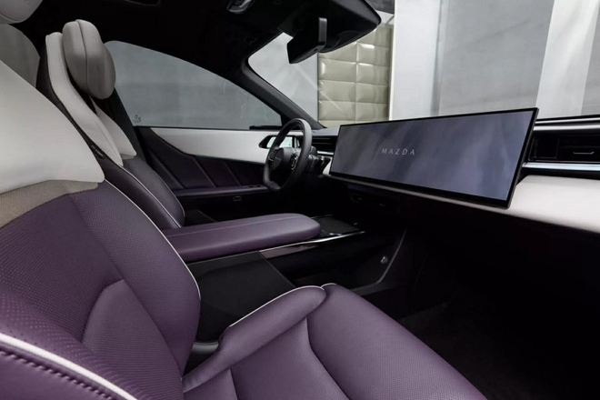 Mazda CX-6e ch&iacute;nh thức ra mắt, kh&ocirc;ng b&aacute;n tại Mỹ- Ảnh 5.
