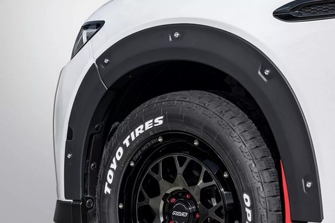 Th&iacute;ch Mazda CX-60 nhưng muốn off-road th&igrave; đ&acirc;y l&agrave; bản độ tham khảo: Đồ nghề tận răng với lốp b&eacute;o, trợ s&aacute;ng, nhiều chi tiết chống xước- Ảnh 5.