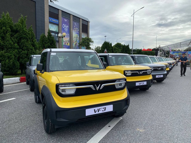 90% xe gầm cao, gần một nửa là xe điện, xe Hàn bị ‘quét sạch’ và nhiều diễn biến mới khác trong top 10 xe bán chạy tại Việt Nam năm 2025- Ảnh 3. 90% xe gầm cao, gần một nửa là xe điện, xe Hàn bị ‘quét sạch’ và nhiều diễn biến mới khác trong top 10 xe bán chạy tại Việt Nam năm 2025- Ảnh 3.