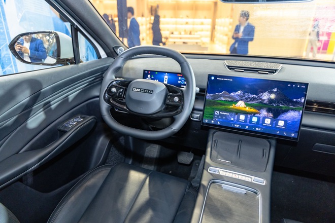 Omoda C7 ch&iacute;nh thức nhận cọc tại Việt Nam: Gi&aacute; dự kiến từ 839 triệu đồng, quyết đấu Mazda CX-5 bằng cấu h&igrave;nh PHEV v&agrave; bảo h&agrave;nh 1 triệu km- Ảnh 6.