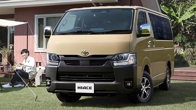 Toyota HiAce &lsquo;c&aacute; mập&rsquo; một thời tại Việt Nam c&oacute; bản n&acirc;ng cấp: Đồng hồ điện tử, camera 360 độ c&ugrave;ng nhiều tiện &iacute;ch xịn như xe con- Ảnh 5.