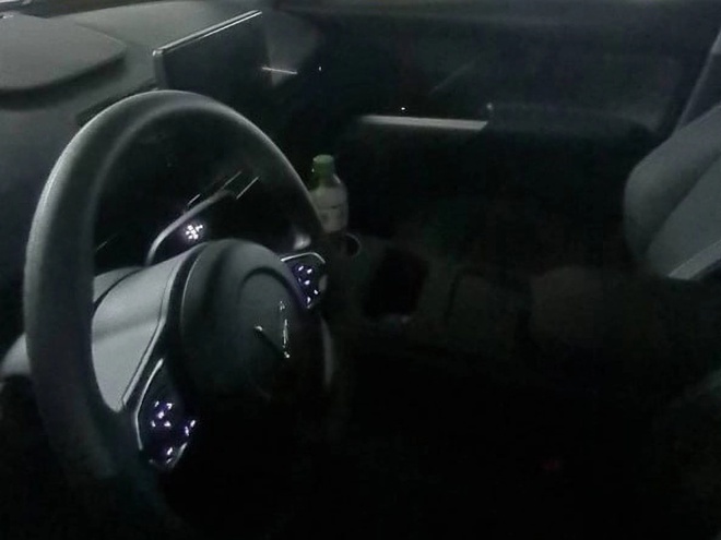 VinFast VF MPV 7 nhận cọc: Gi&aacute; dự kiến 819 triệu đồng, mua sớm rẻ hơn, ch&ecirc;nh 70 triệu với bản dịch vụ nhưng th&ecirc;m loạt trang bị xịn- Ảnh 5.