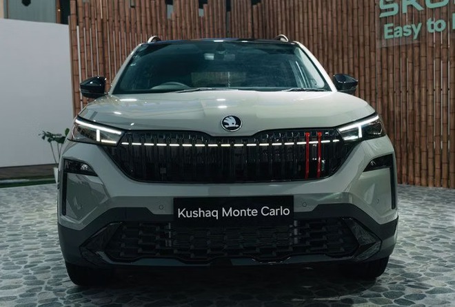 Ảnh thực tế Skoda Kushaq 2026 vừa ra mắt: Cụm đ&egrave;n LED mới bắt mắt, th&ecirc;m cửa sổ trời to&agrave;n cảnh v&agrave; nhiều tiện &iacute;ch mới đấu Xforce, Yaris Cross- Ảnh 7.
