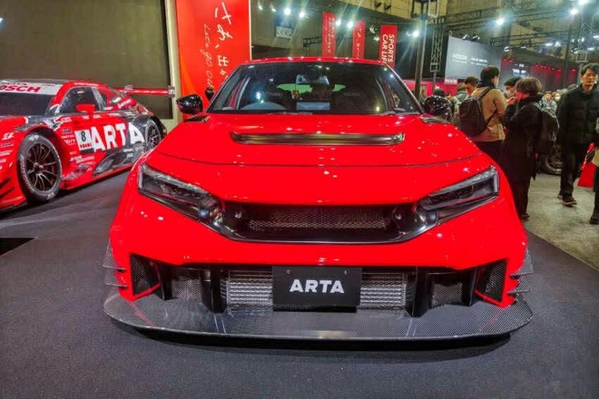 Honda Civic Type R ARTA GT ra mắt số lượng giới hạn 20 xe, gi&aacute; hơn 2 tỷ đồng- Ảnh 1.