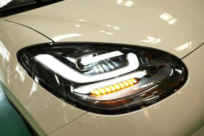 Ảnh thực tế Wuling Bingo 2026 tại Việt Nam: Giá dự kiến từ 399 triệu đồng, cần số như Mercedes, camera 360, đổi cổng sạc từng gây tranh cãi- Ảnh 11. Ảnh thực tế Wuling Bingo 2026 tại Việt Nam: Giá dự kiến từ 399 triệu đồng, cần số như Mercedes, camera 360, đổi cổng sạc từng gây tranh cãi- Ảnh 11.