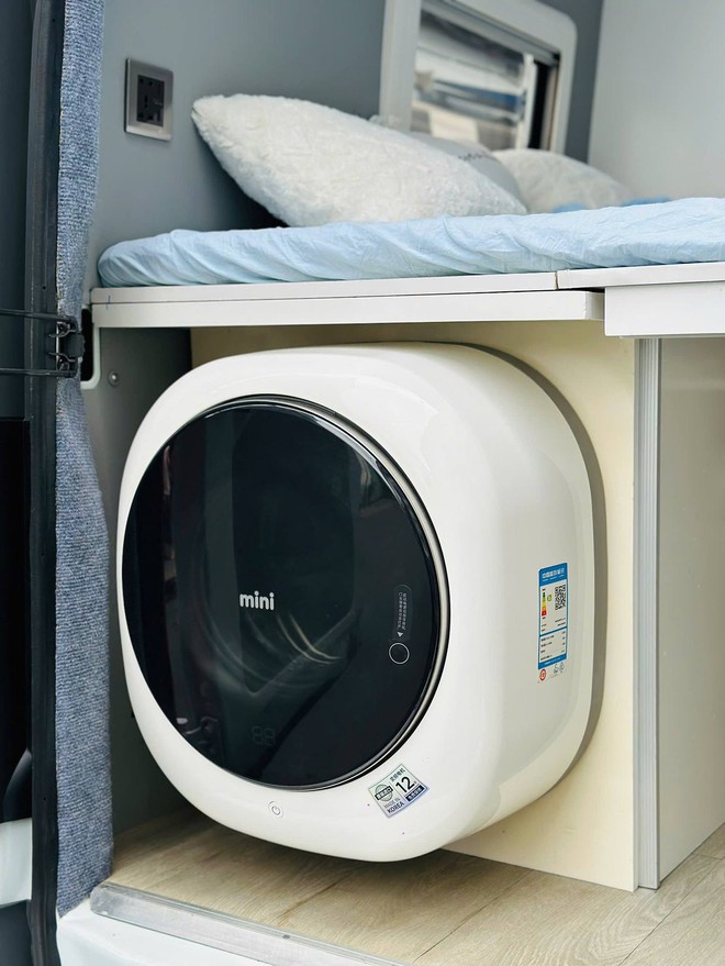 Rao &lsquo;nh&agrave; di động&rsquo; từng của Ngọc Trinh gi&aacute; hơn 800 triệu đồng, người b&aacute;n cho biết mua mới hơn 2 tỷ, lăn b&aacute;nh chỉ 5.000km- Ảnh 18.