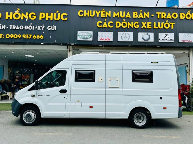 Rao &lsquo;nh&agrave; di động&rsquo; từng của Ngọc Trinh gi&aacute; hơn 800 triệu đồng, người b&aacute;n cho biết mua mới hơn 2 tỷ, lăn b&aacute;nh chỉ 5.000km- Ảnh 4.