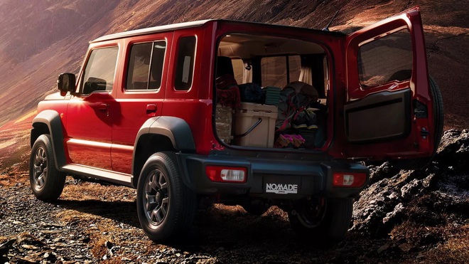 Suzuki Jimny 2026 ra mắt với màn hình lớn hơn và gói ADAS xịn sò hơn, xe chưa sản xuất nhưng khách đã nườm nượp xếp hàng đặt chỗ- Ảnh 4. Suzuki Jimny 2026 ra mắt với màn hình lớn hơn và gói ADAS xịn sò hơn, xe chưa sản xuất nhưng khách đã nườm nượp xếp hàng đặt chỗ- Ảnh 4.