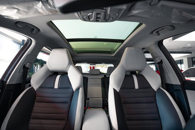 MG HS giảm gi&aacute; mạnh c&ograve;n 529 triệu đồng, &lsquo;ph&aacute; đ&aacute;y&rsquo; ph&acirc;n kh&uacute;c: Ngang cỡ Tucson nhưng rẻ hơn 200 triệu, cạnh tranh gi&aacute; cả xe hạng A- Ảnh 6.