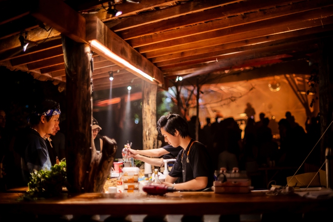 T&ocirc;i sang Th&aacute;i dự Wonderfruit 2025 để hiểu: Sống kiểu chủ xe Defender l&agrave; như thế n&agrave;y đ&acirc;y!- Ảnh 4.