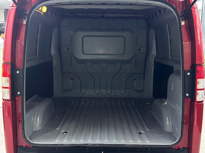 Đại lý nhận đặt VinFast EC Van bản mới: Giá dự kiến 325 triệu đồng, thêm cửa lùa như 'Su cóc’, dễ bán sau Tết- Ảnh 4. Đại lý nhận đặt VinFast EC Van bản mới: Giá dự kiến 325 triệu đồng, thêm cửa lùa như 'Su cóc’, dễ bán sau Tết- Ảnh 4.