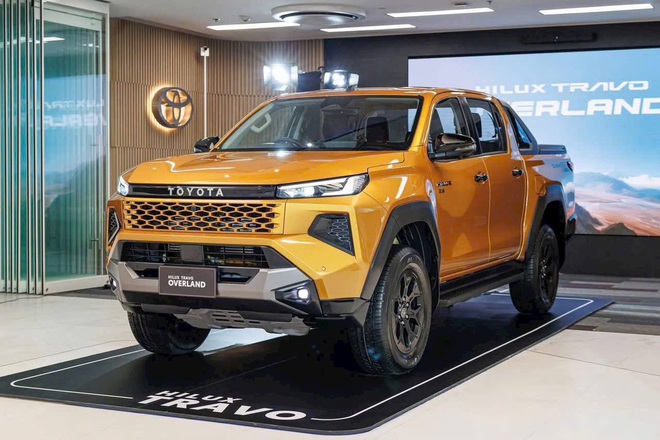 Chưa ra mắt nhưng Toyota Hilux 2026 đã vội có ‘chiêu’ này để kéo khách Việt chốt xe chơi Tết, cạnh tranh Ranger- Ảnh 5. Chưa ra mắt nhưng Toyota Hilux 2026 đã vội có ‘chiêu’ này để kéo khách Việt chốt xe chơi Tết, cạnh tranh Ranger- Ảnh 5.
