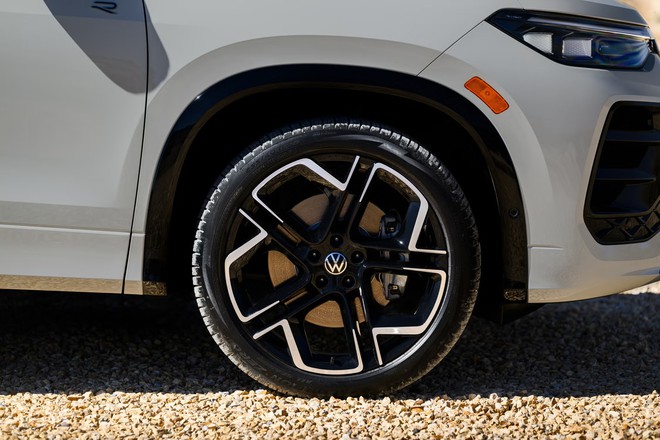 Volkswagen Tiguan đời mới rục rịch về Việt Nam: Gi&aacute; dự kiến từ hơn 1,3 tỷ đồng, nhập Đức, cạnh tranh CR-V - Ảnh 8.