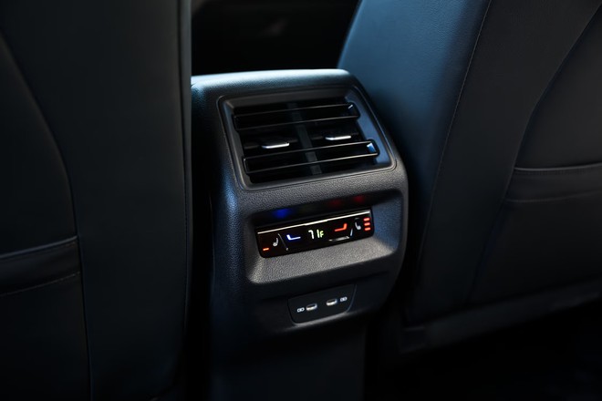 Volkswagen Tiguan đời mới rục rịch về Việt Nam: Gi&aacute; dự kiến từ hơn 1,3 tỷ đồng, nhập Đức, cạnh tranh CR-V - Ảnh 13.