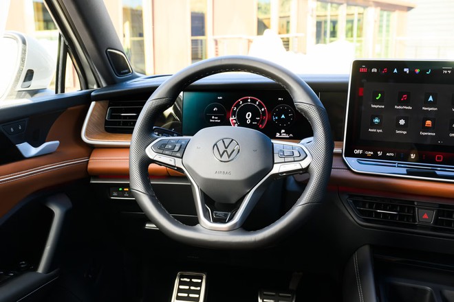 Volkswagen Tiguan đời mới rục rịch về Việt Nam: Gi&aacute; dự kiến từ hơn 1,3 tỷ đồng, nhập Đức, cạnh tranh CR-V - Ảnh 9.