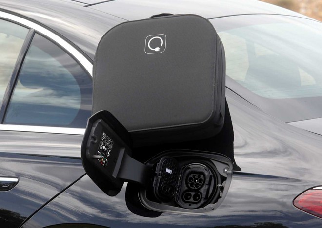 Mercedes-Benz E-Class PHEV gi&aacute; dự kiến gần 3,4 tỷ đồng tại Việt Nam lộ mức ti&ecirc;u thụ xăng 'như ngửi': Dưới 2L/100km, tiết kiệm hơn cả Honda Lead - Ảnh 5.